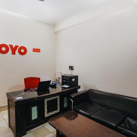 โอโย 71053 เอวี เรสซิเดนซ์ Hotel โนอิดา ภายนอก รูปภาพ